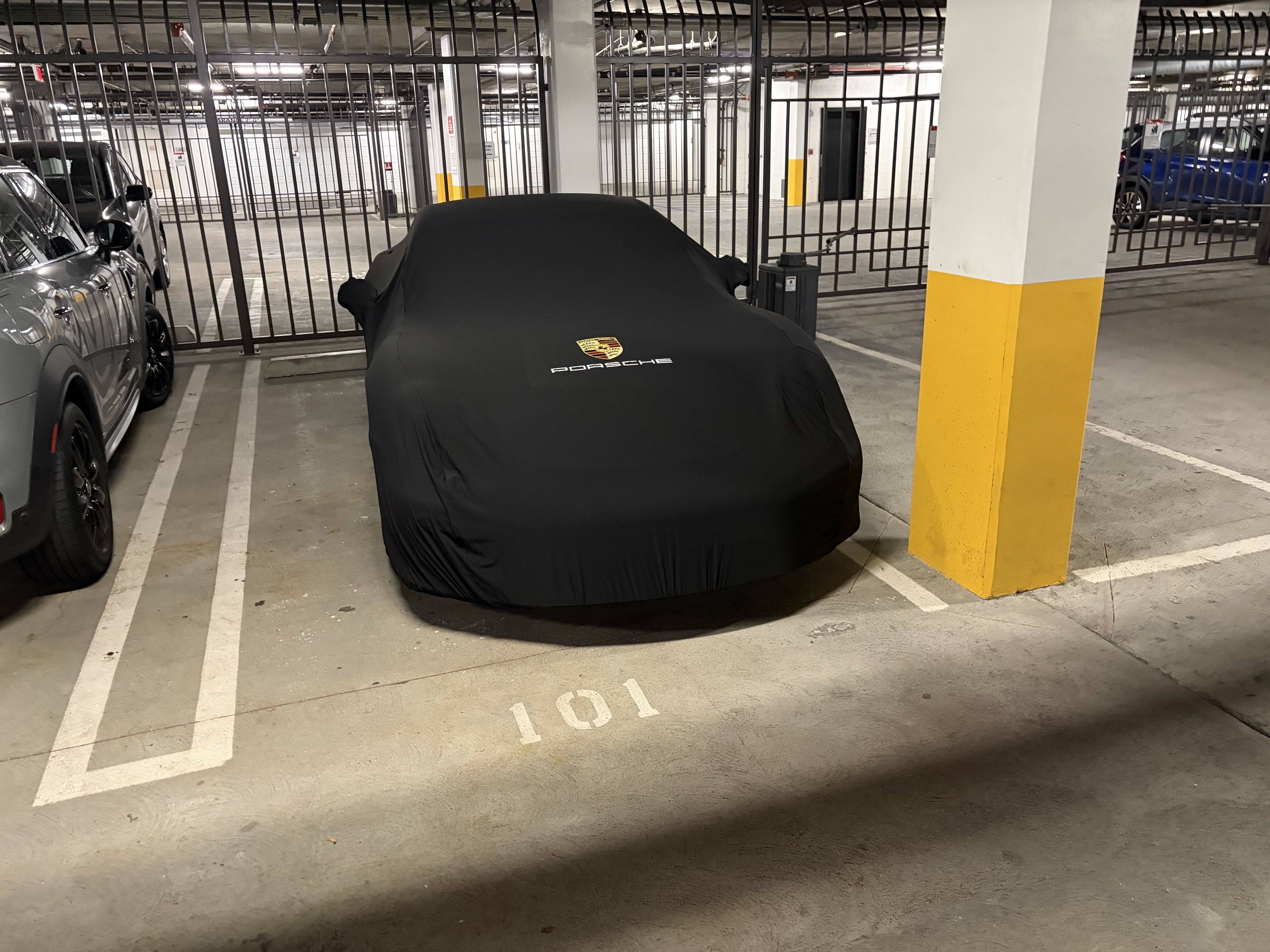 Porsche 981 Cayman GTS — Plain Indoor Cover