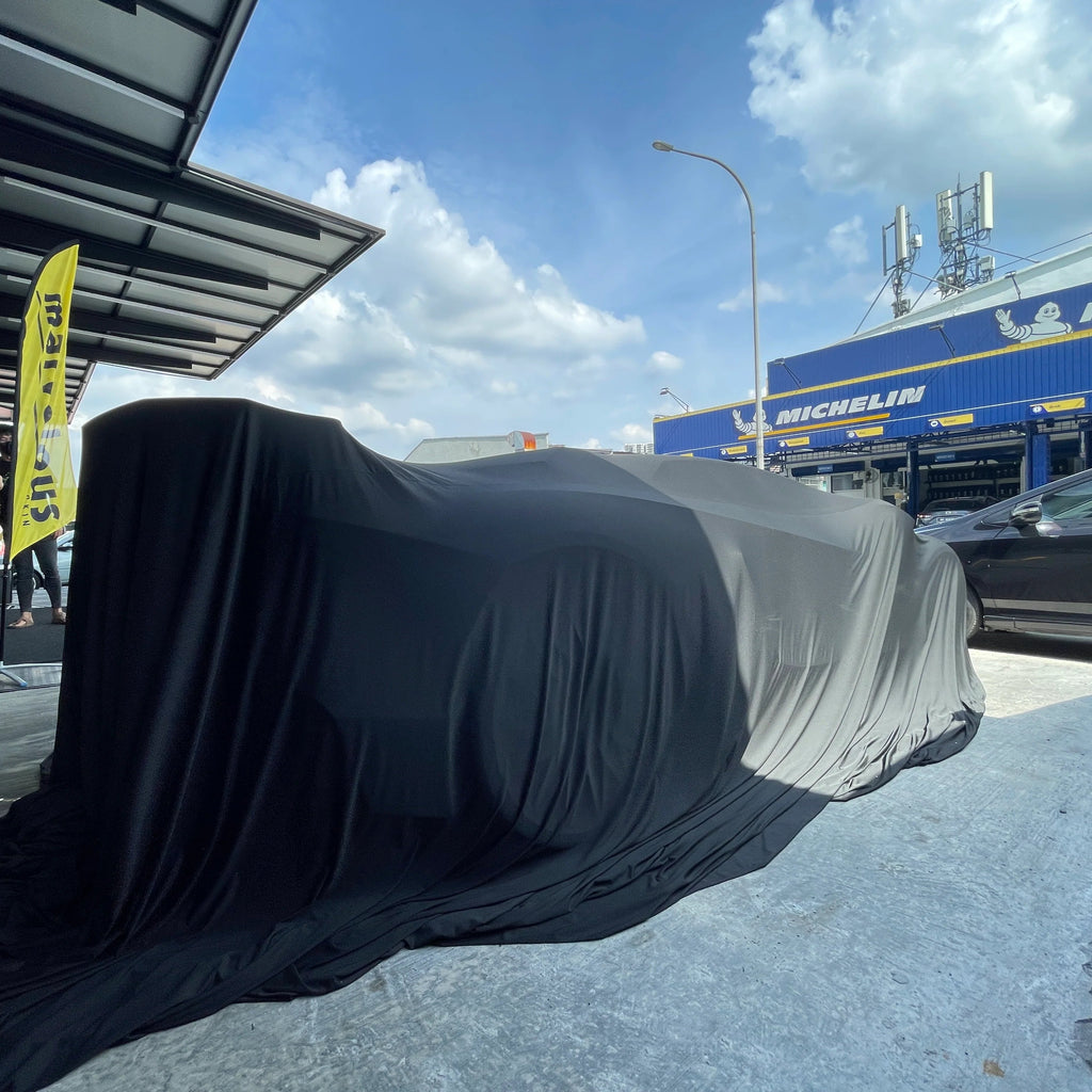 unveiling cover rear